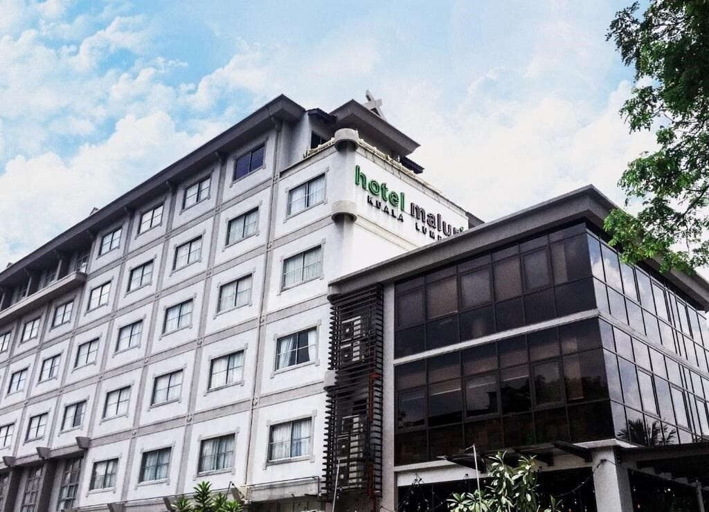 Отель Hotel Maluri 3*