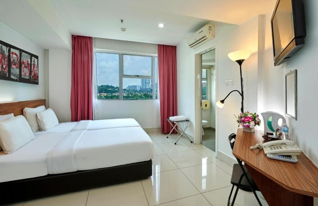 Фото V Hotel Kuala Lumpur 3*