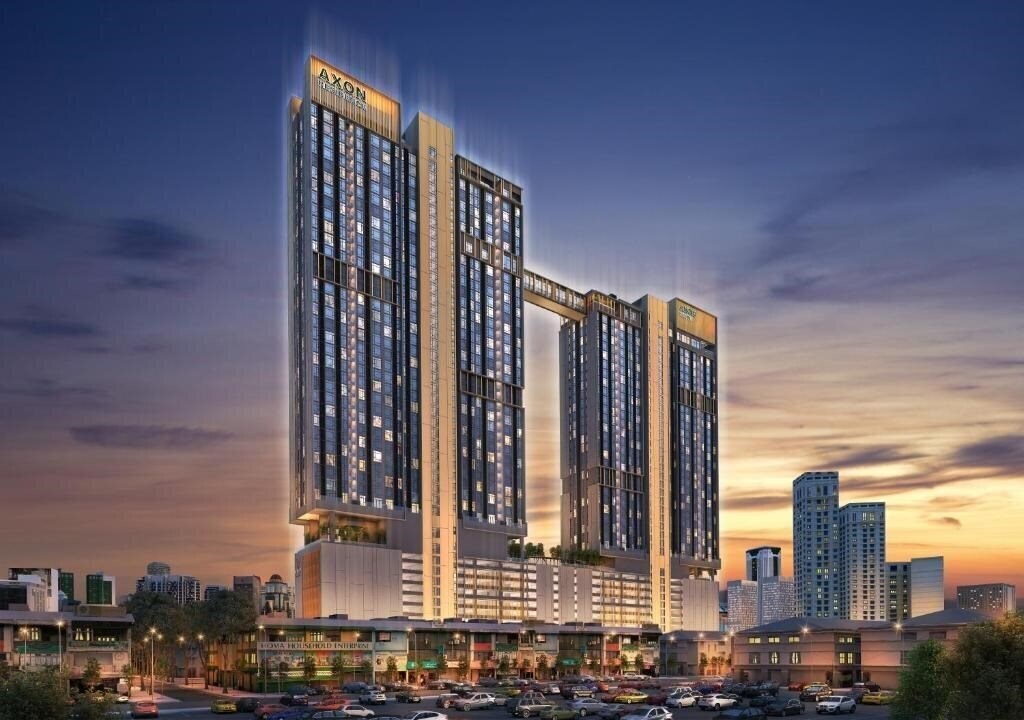 Отель Sleeping Lion Suites 3*