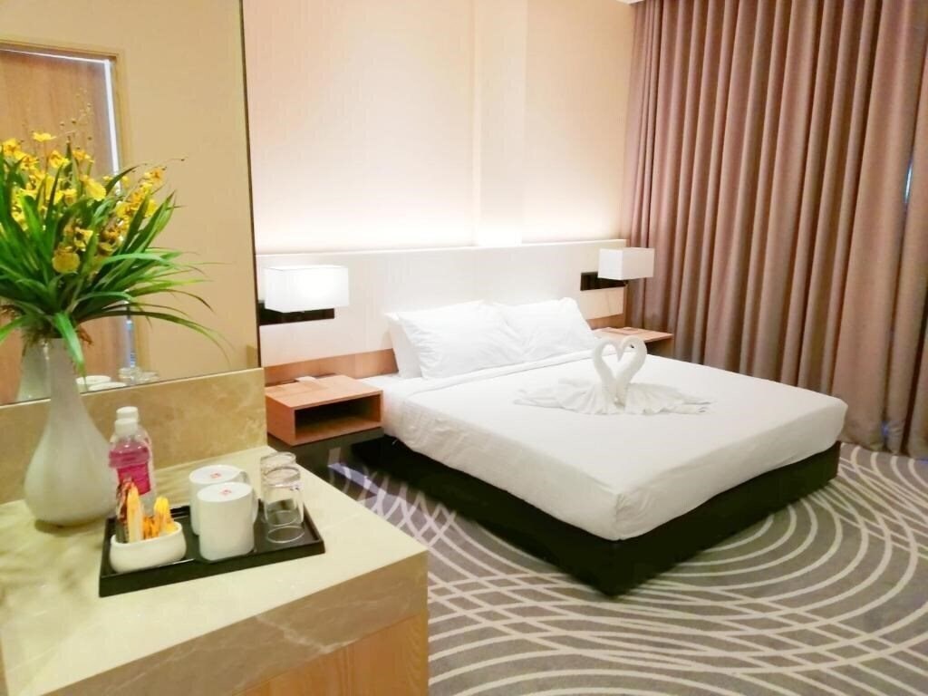 Картинка Upper View Regalia Hotel 4*