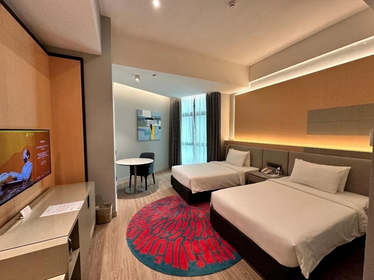 Фотографія M World Hotel Petaling Jaya 4*