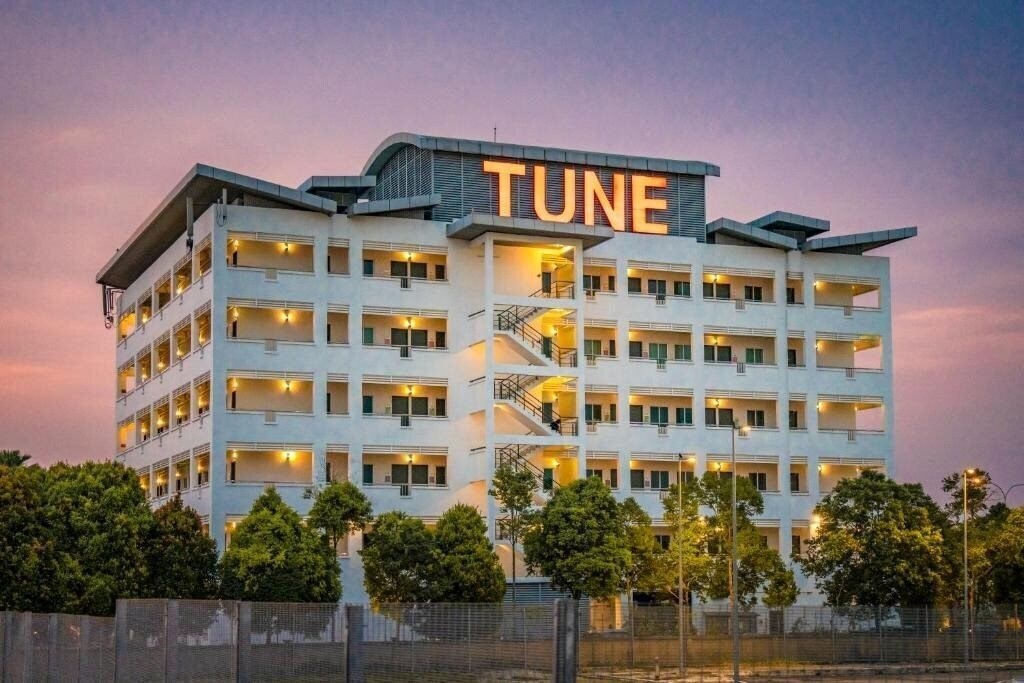 Отель Tune Hotel Klia Aeropolis 3*