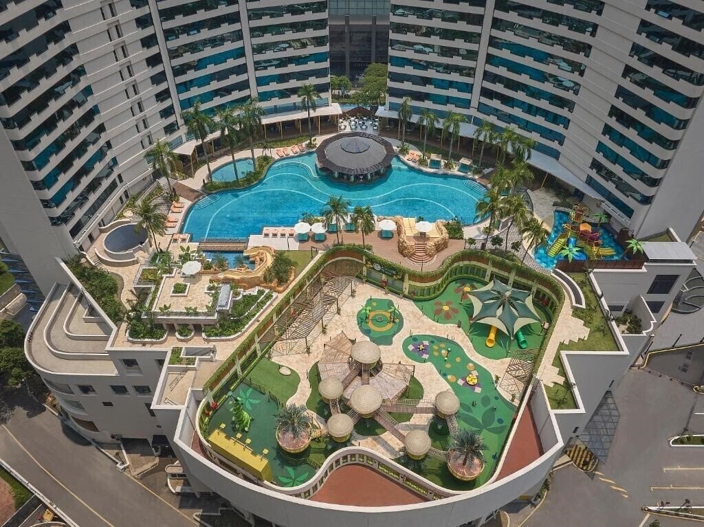Фотографія Renaissance Hotel 5*