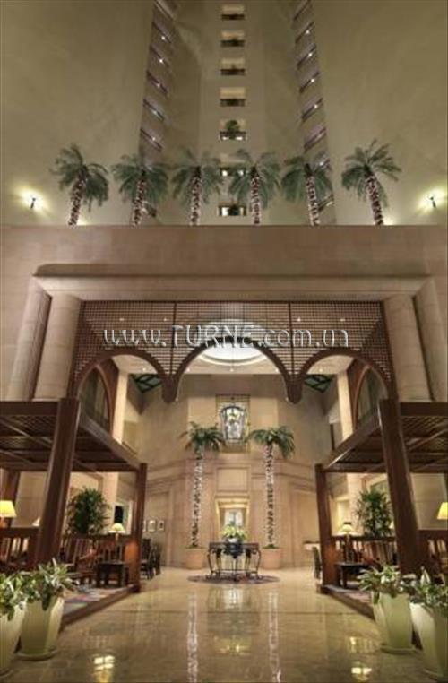 Готель Ambassador Row Serviced Suites 4*