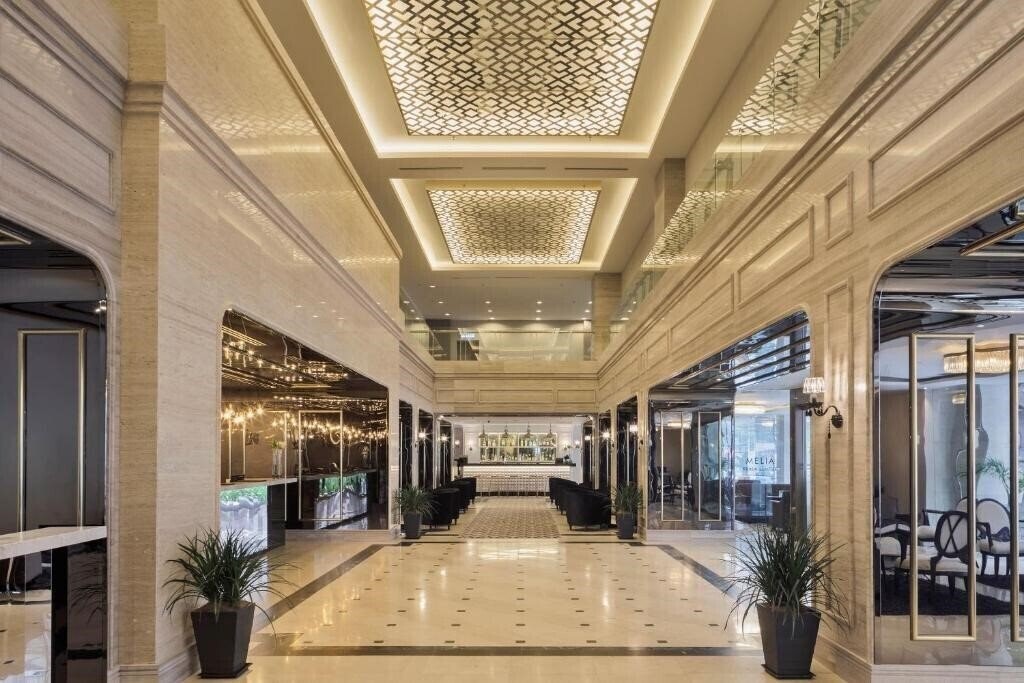 Отель Melia Kuala Lumpur 4*