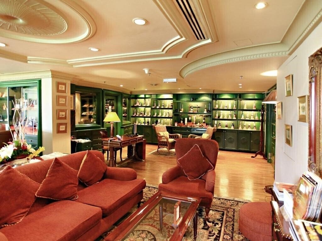 Картинка Merdeka Palace 5*