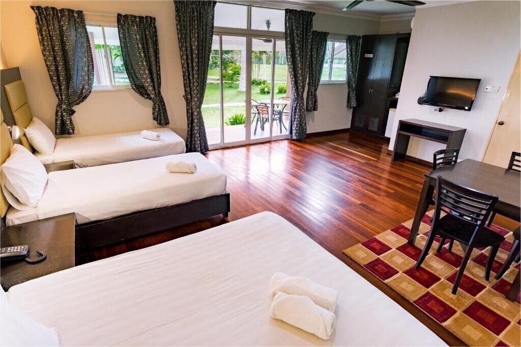 Фото Langkah Syabas Beach Resort 3*