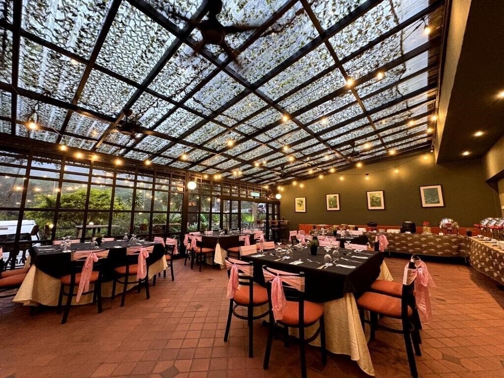 Фотографія Wyndham Garden Shahzan Fraser's Hill 3*