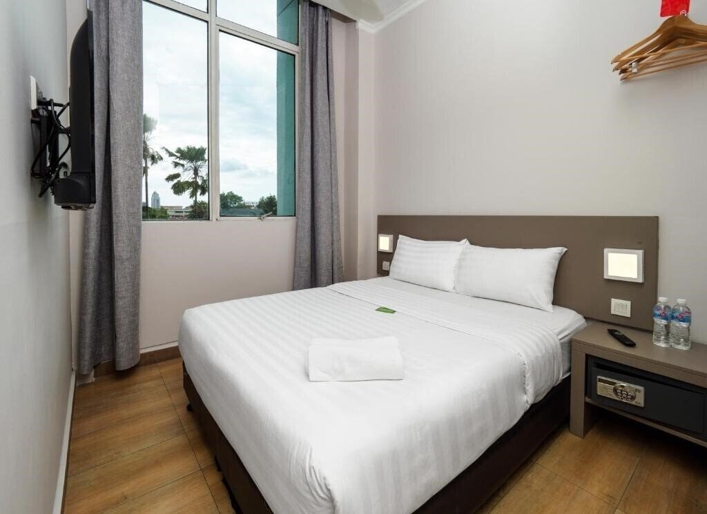 Фото Tune Hotel 1 Borneo Kota Kinabalu 3*