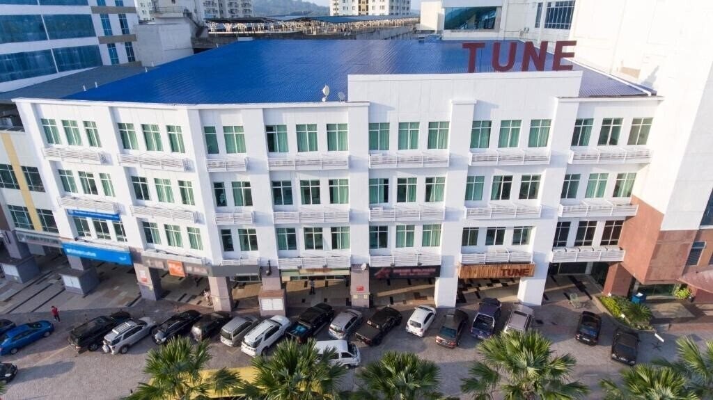 Отель Tune Hotel 1 Borneo Kota Kinabalu 3*