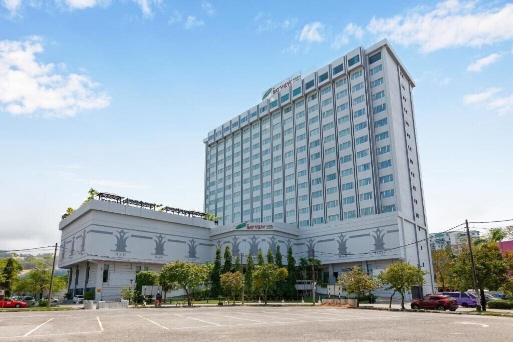 Фото Bayview Hotel 4*