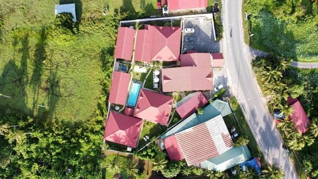 Готель Langkawi Chantique Resort 3*