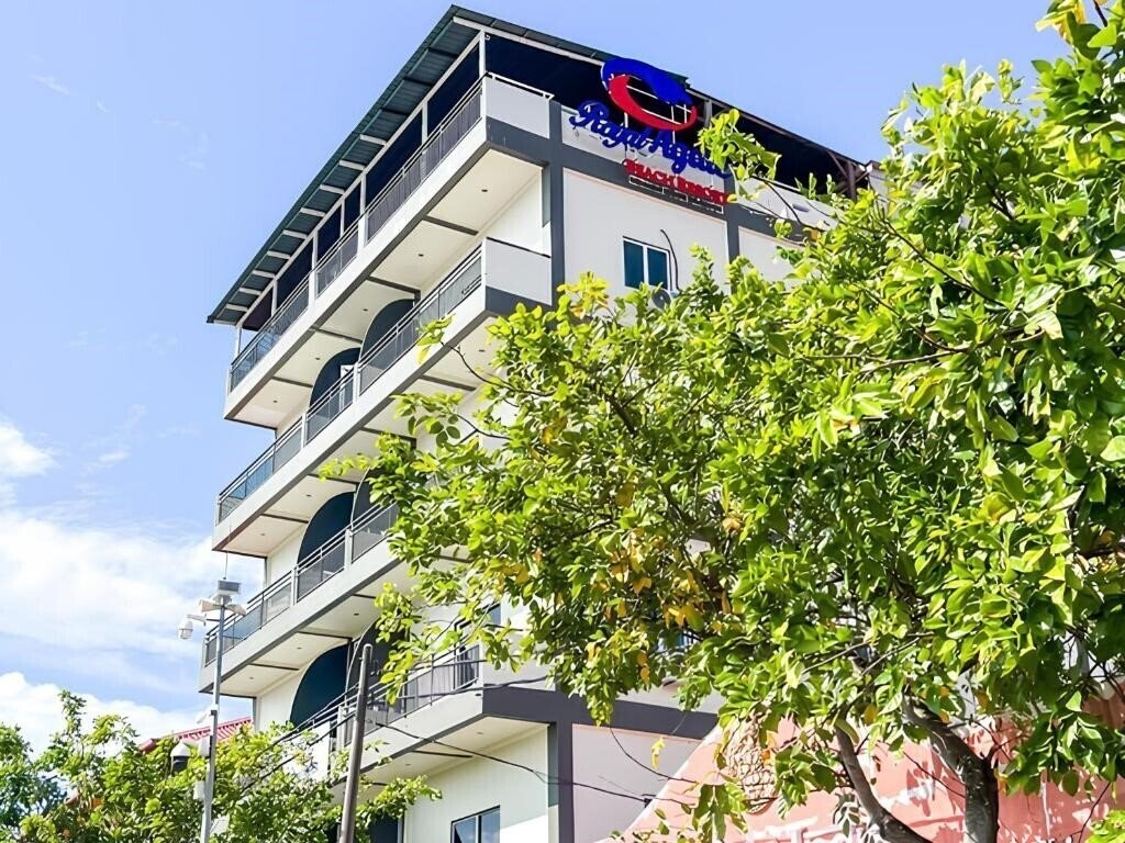 Фото Royal Agate Beach Resort 3*