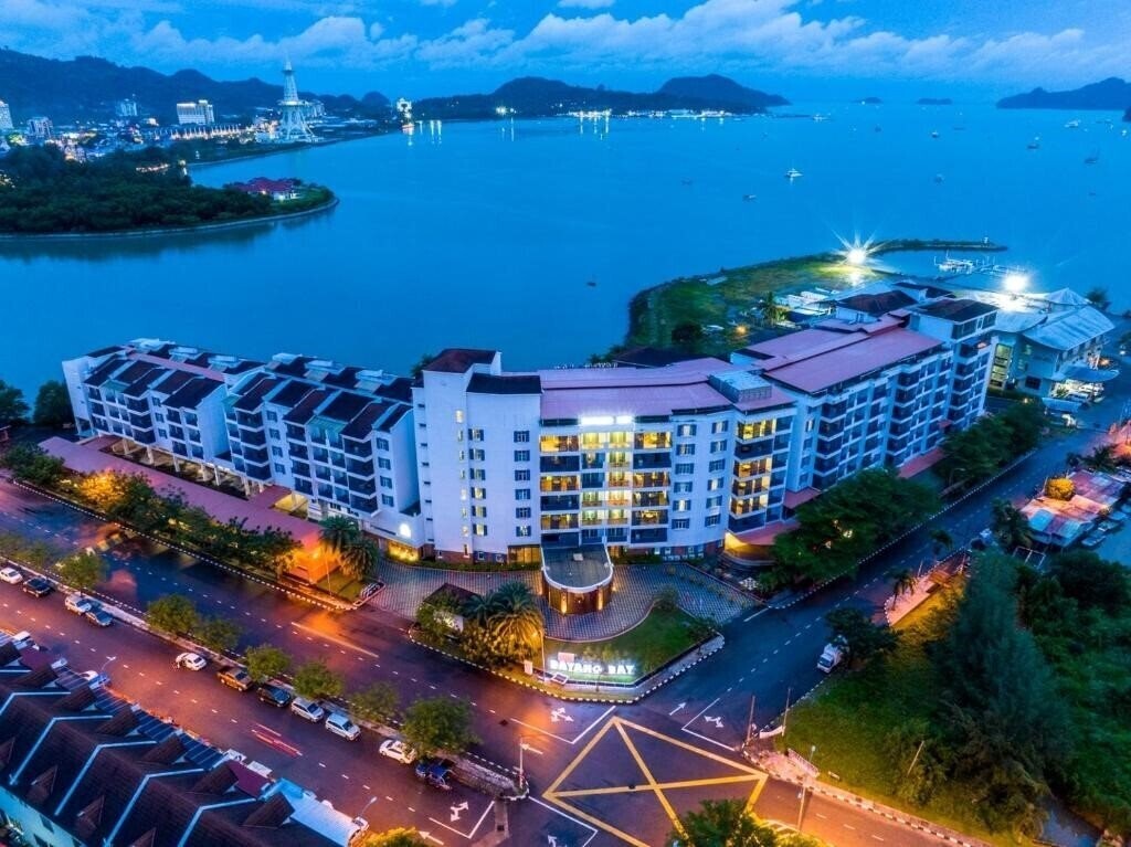 Картинка Dayang Bay Resort Langkawi 4*