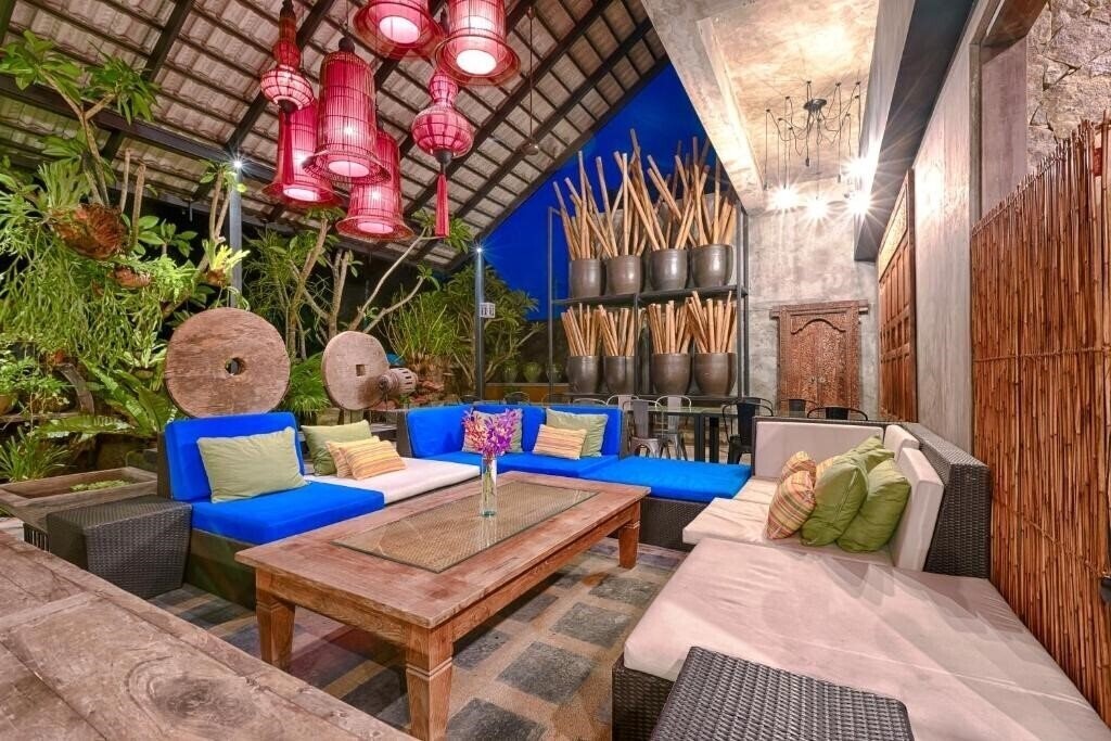 Картинка Lot 33 Boutique Hotel 3*