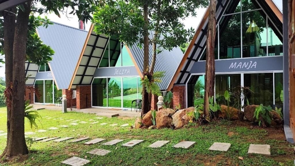 Отель The Bukit Resort Langkawi 4*
