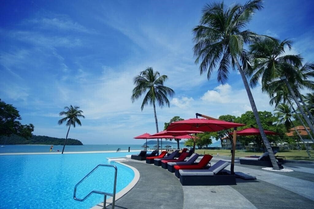 Изображение Holiday Villa Beach Resort & SPA 4*