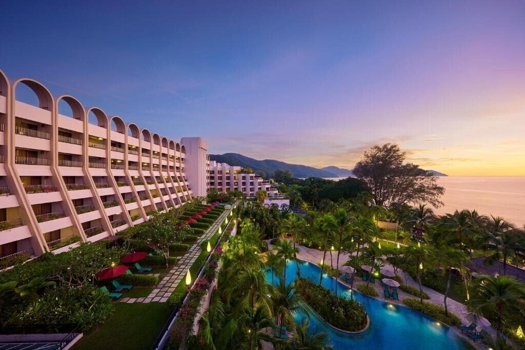 Готель Parkroyal Penang Resort 5*