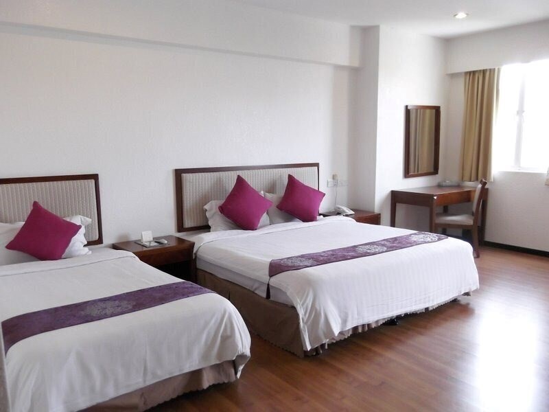 Готель Alora Hotel Penang 3*
