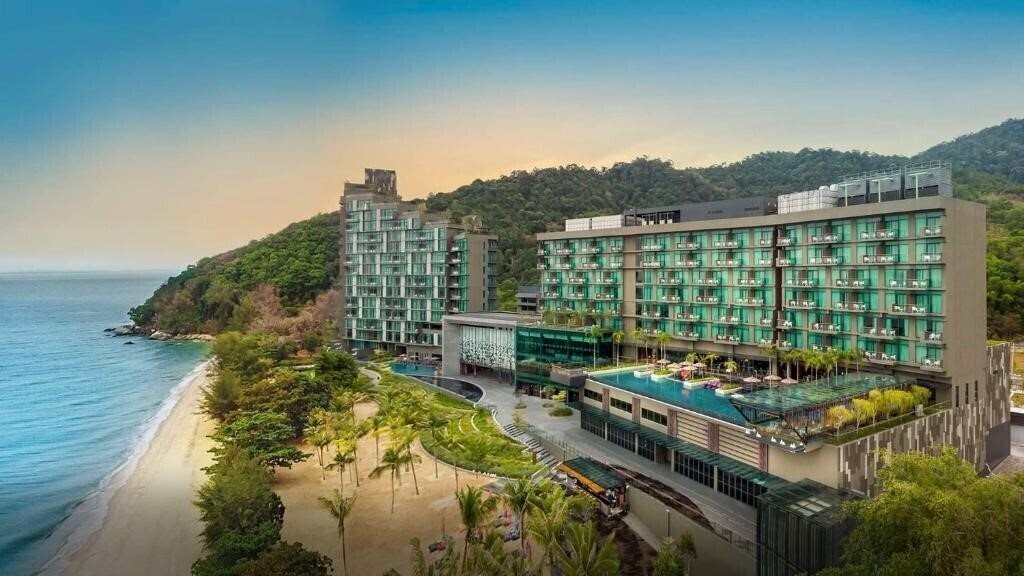 Отель Angsana Teluk Bahang Penang 5*