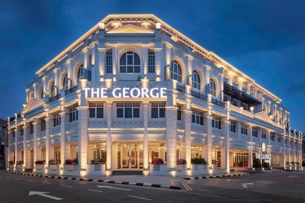 Готель The George Penang by The Crest Collection 5*