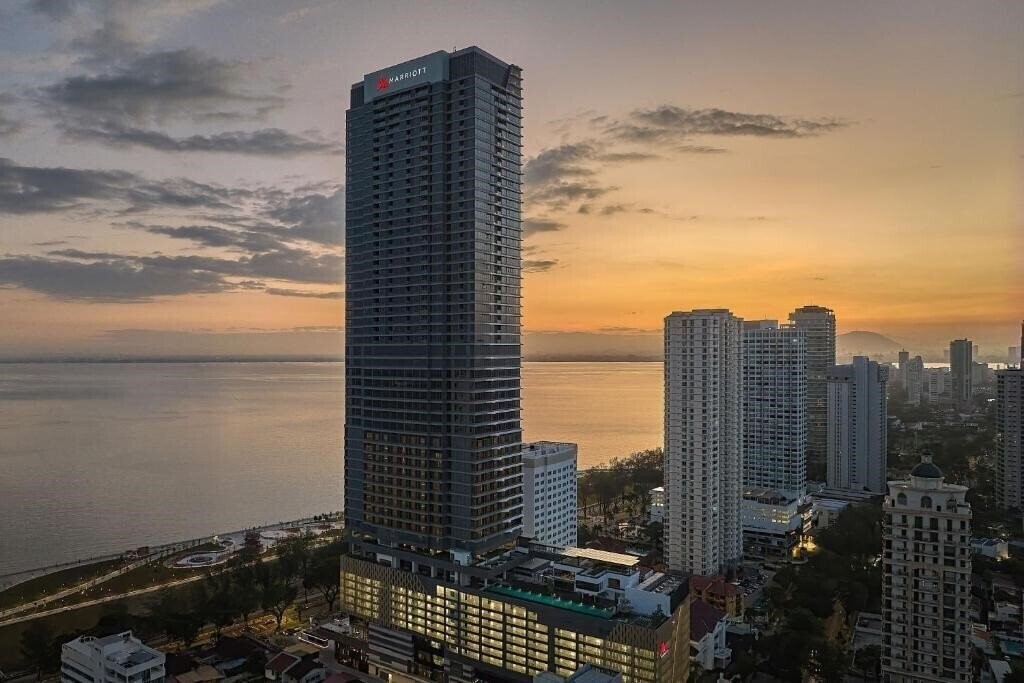 Отель Marriott Executive Apartments Penang 5*