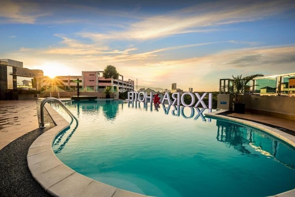 Отель Ixora Hotel 4*