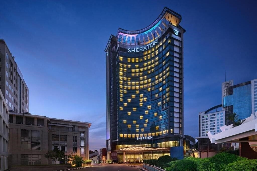 Фото Sheraton Kuching Hotel 5*