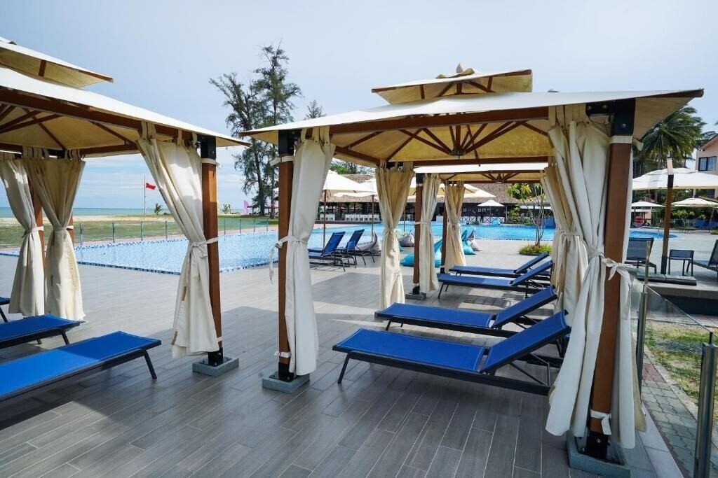 Фотографія Holiday Villa Beach Resort Cherating 4*