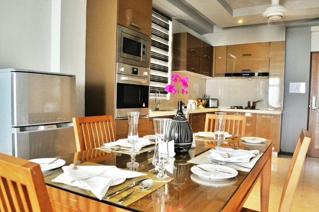 Фото Airport Comfort Inn Premium 3*