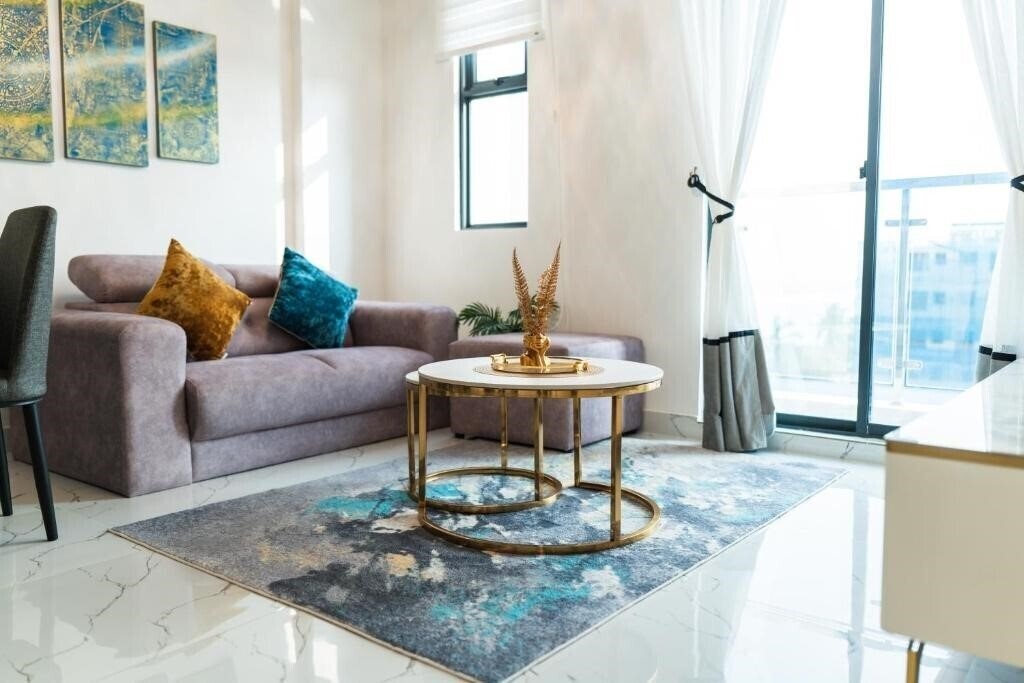 Картинка Aina Residency 4*