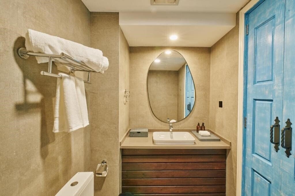 Фото Beach Hotel Dhigurah Guest House 4*