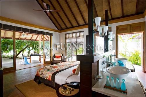Фотографія Lux* Maldives (ex. Diva Resort & Spa) 5*