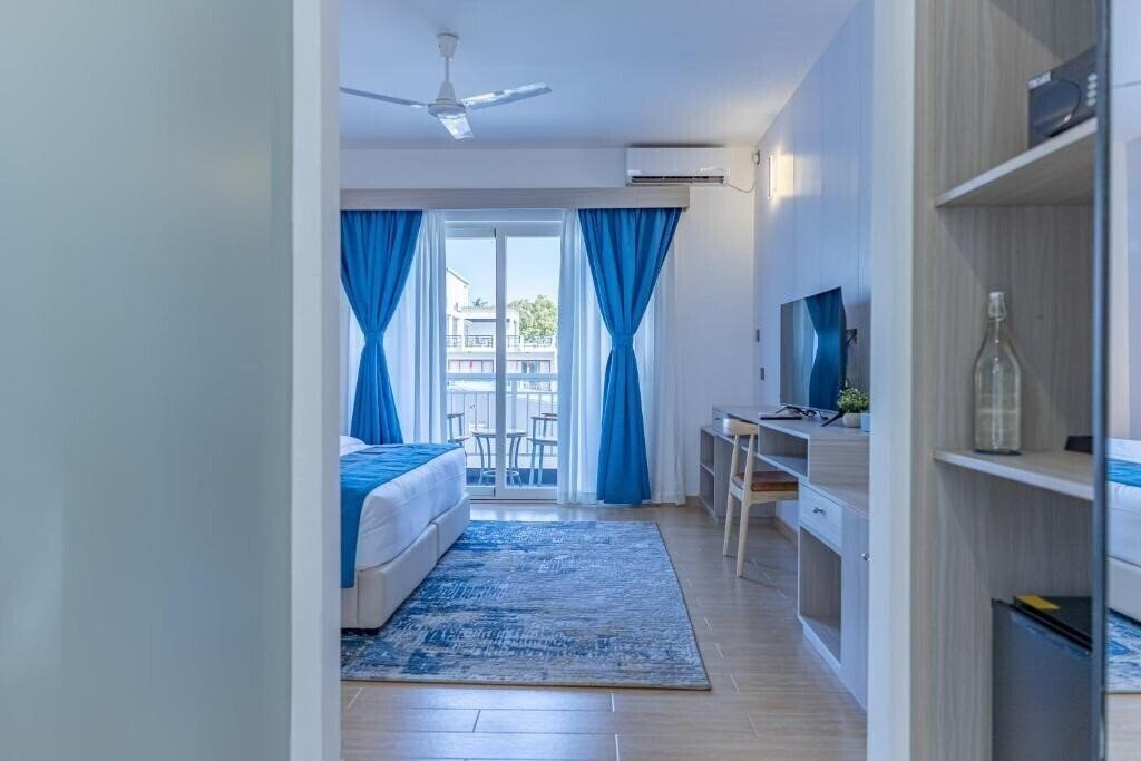 Картинка Dhiguveli Maldives 3*