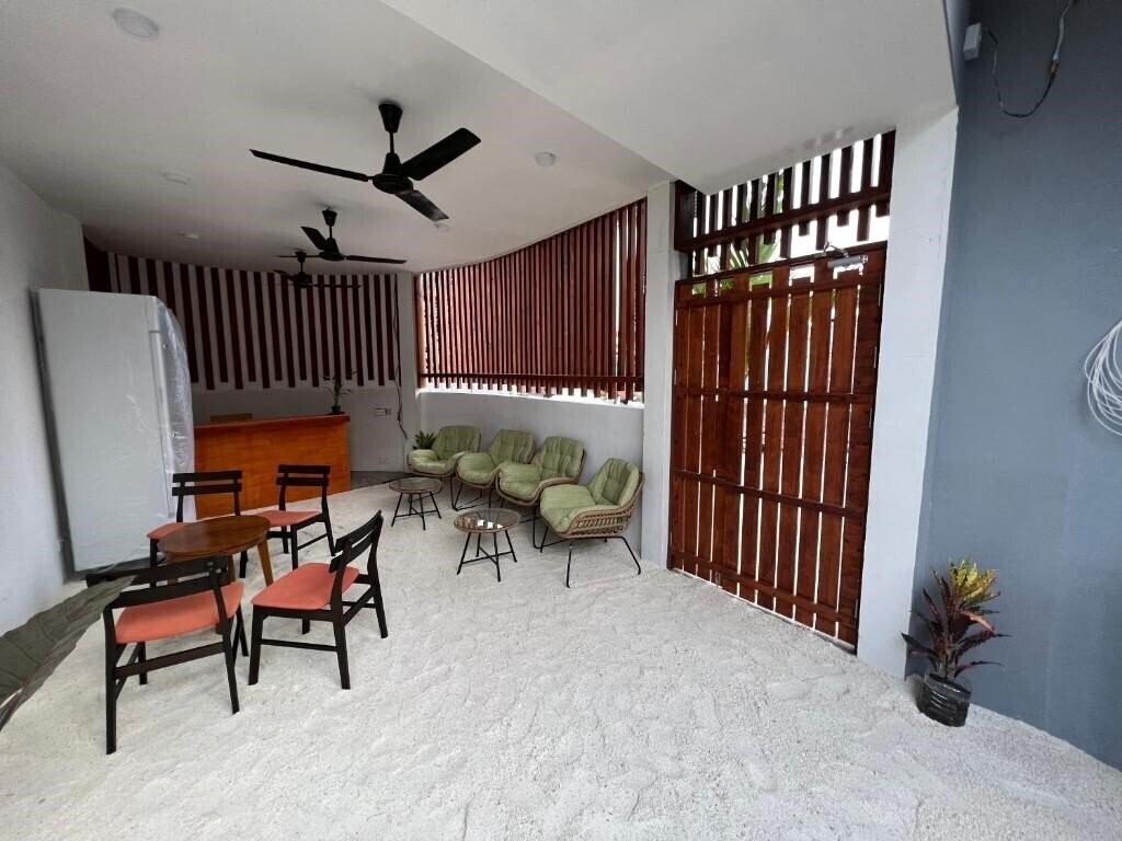 Картинка Finolhu Inn Dhigurah Guest House гостиный двор