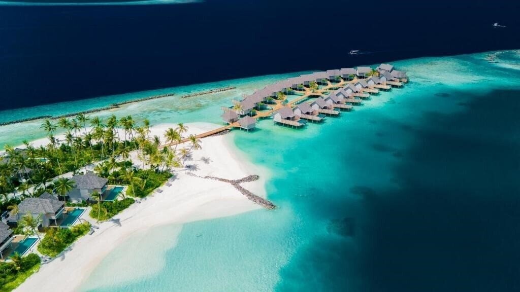 Отель Ananea Madivaru Maldives 5*