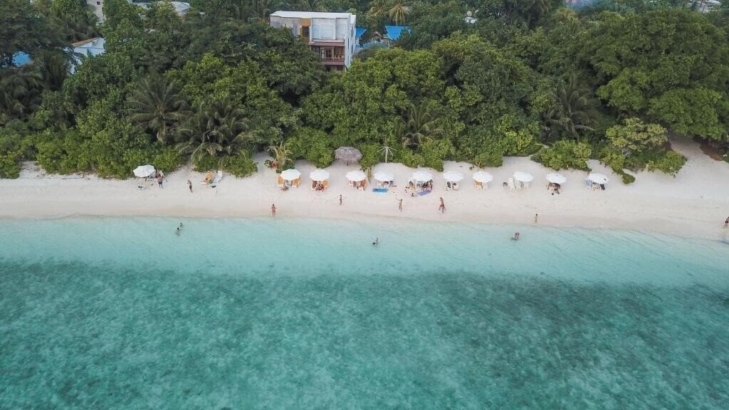 Зображення Ganduvaru Hotels at Ukulhas 3*