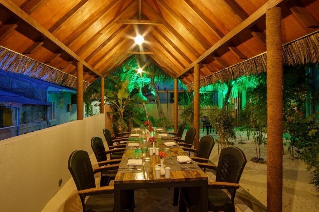 Фото Koimala Beach at Ukulhas 3*