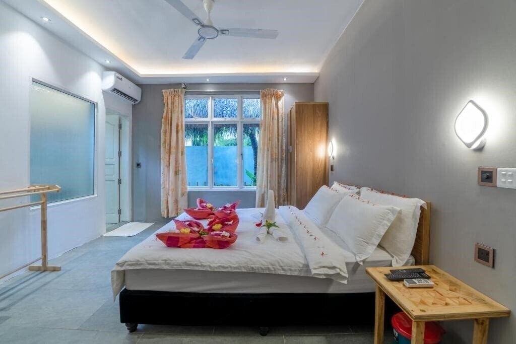 Зображення Koimala Beach at Ukulhas 3*