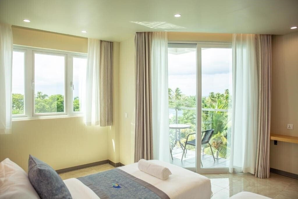 Фото Paradise Found 4*