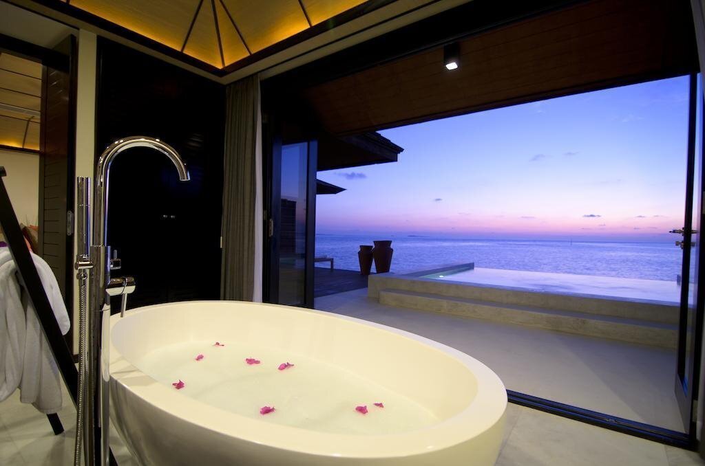 Фото Lily Beach Resort 5*