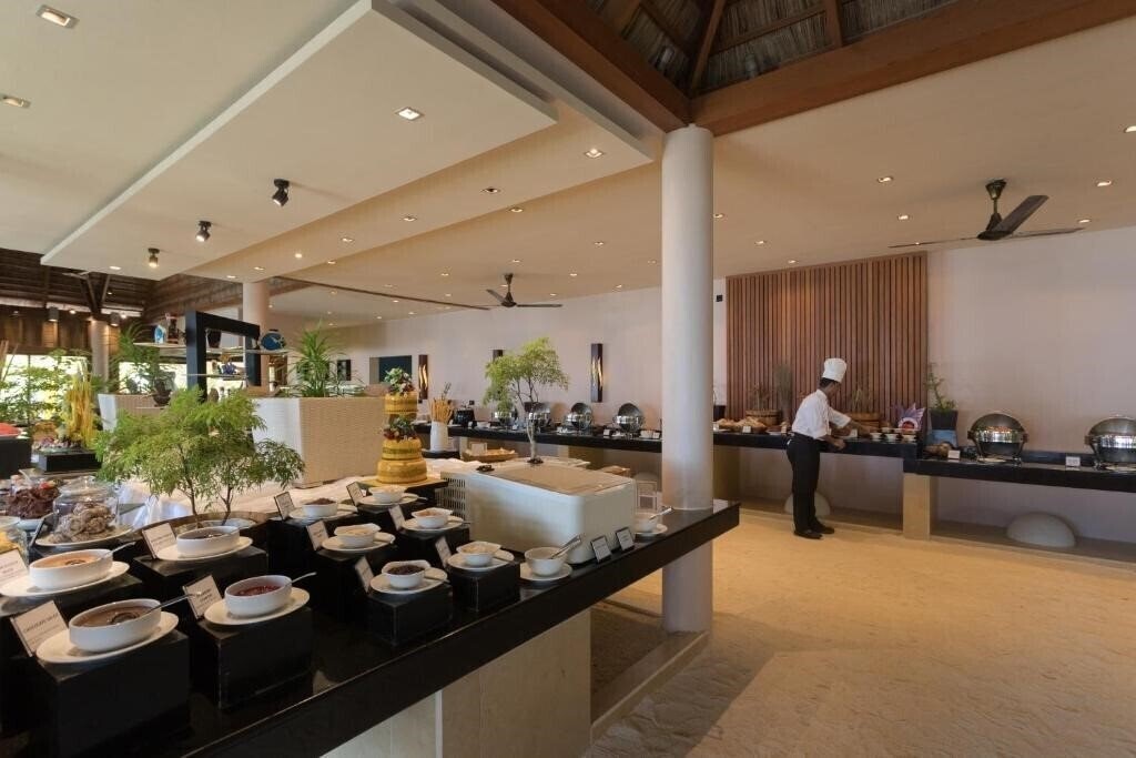 Изображение Veligandu Island Resort 4*