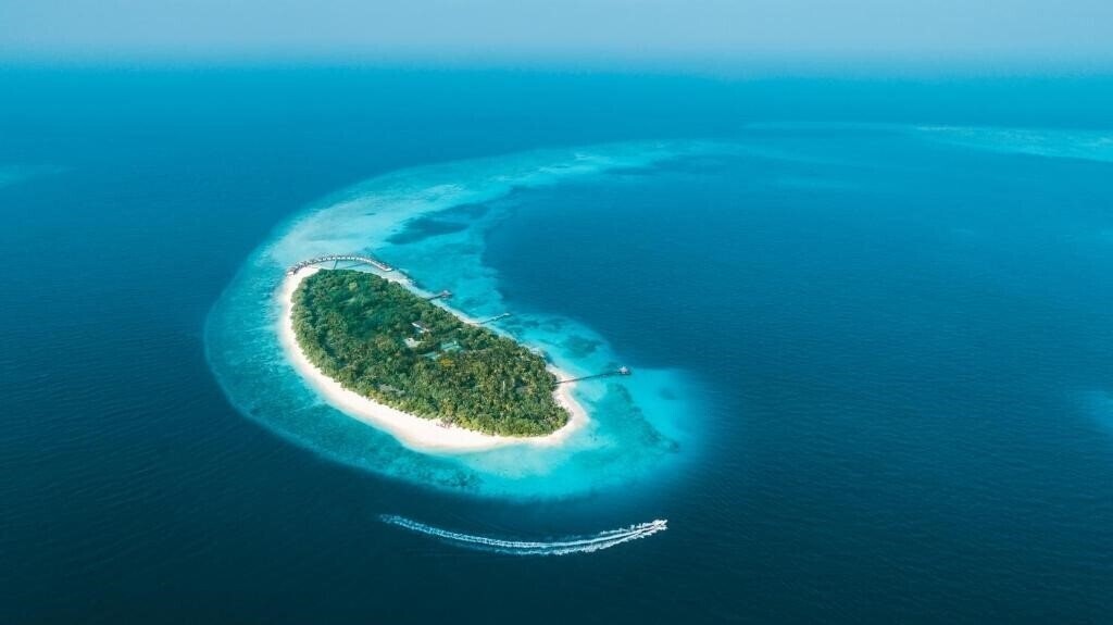 Отель NH Collection Maldives Reethi Resort 4*