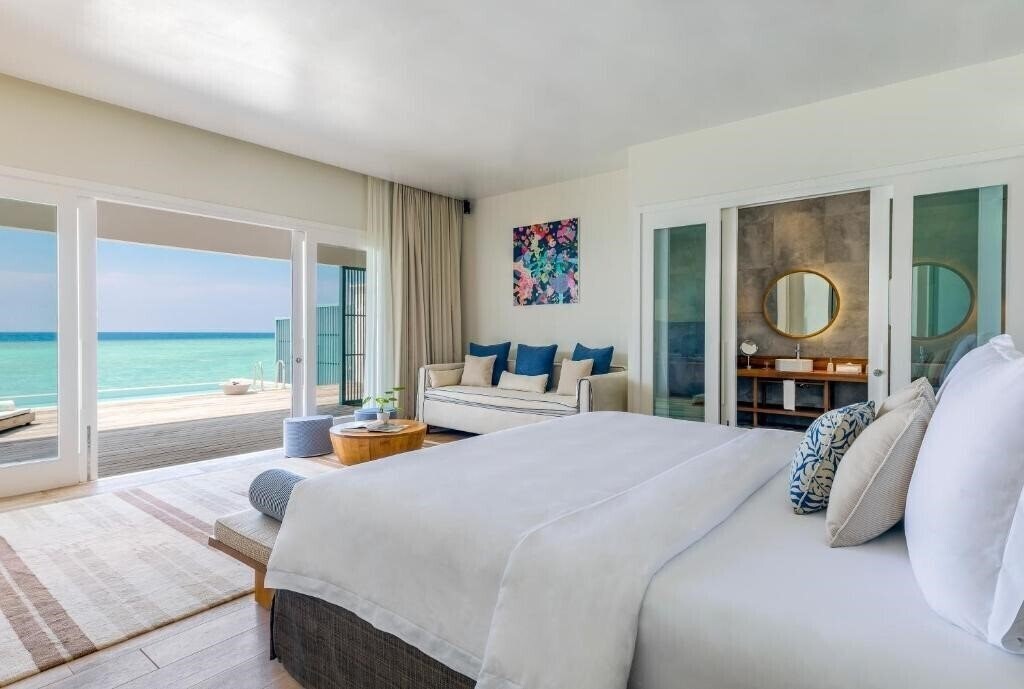 Фото Amilla Maldives Resort and Residences 5*