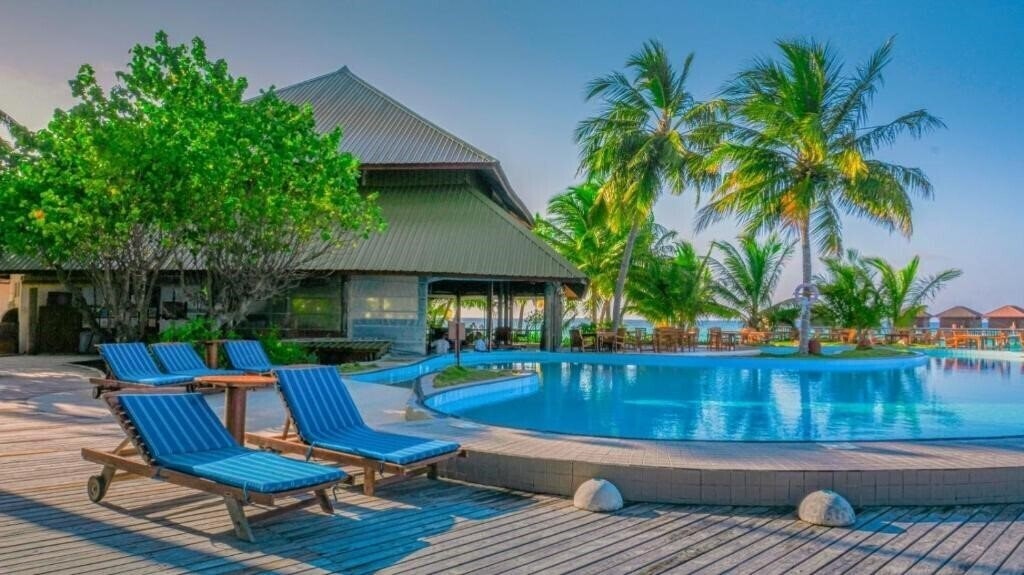 Фото Filitheyo Island Resort 4*