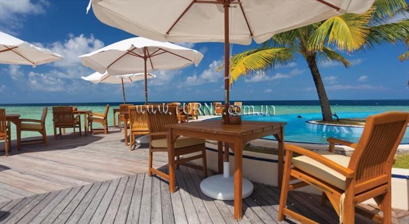 Готель Filitheyo Island Resort 4*