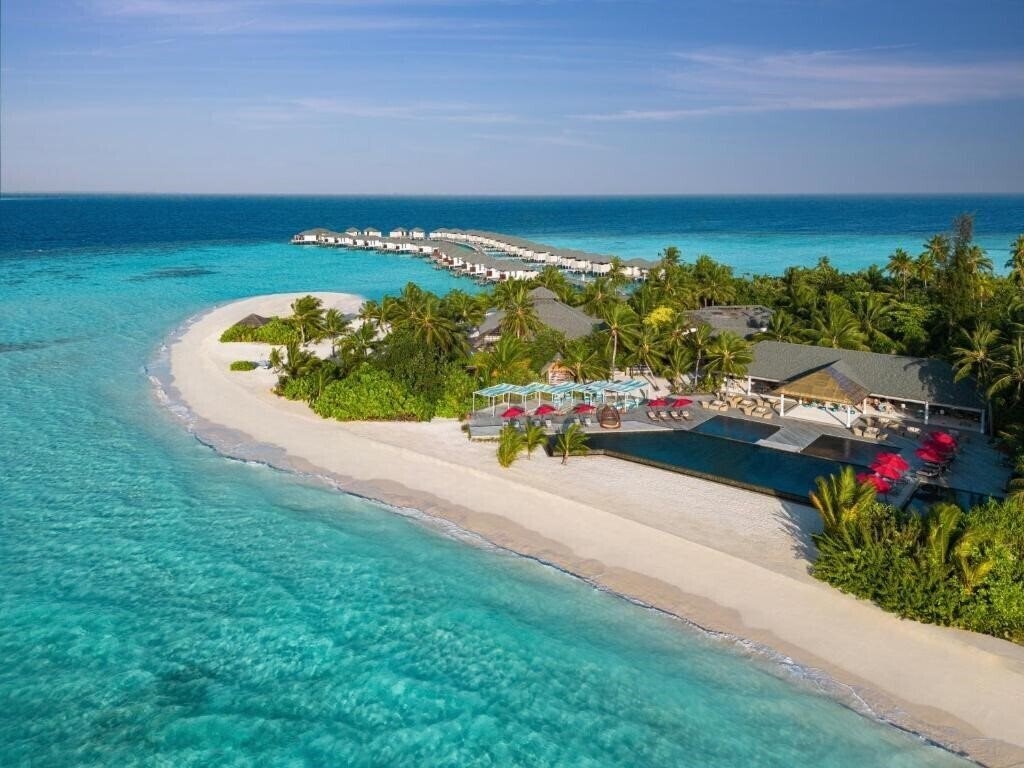 Картинка NH Collection Maldives Havodda Resort 5*