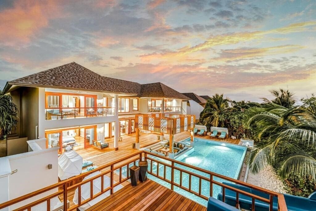 Фотографія Island Hideaway 5*