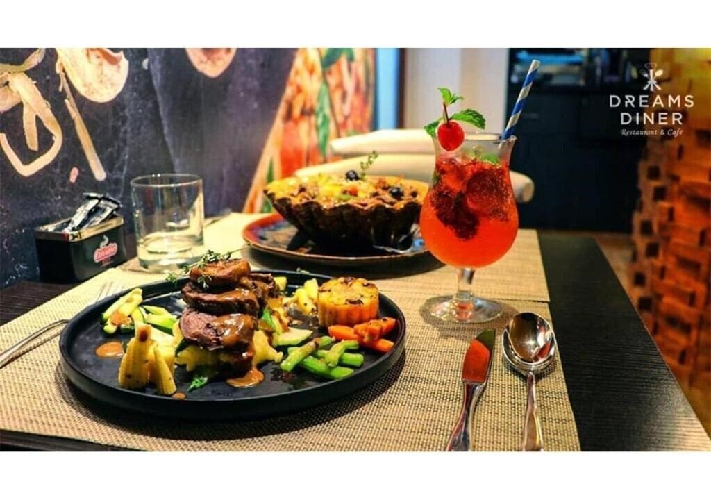 Готель Dreams Grand 3*