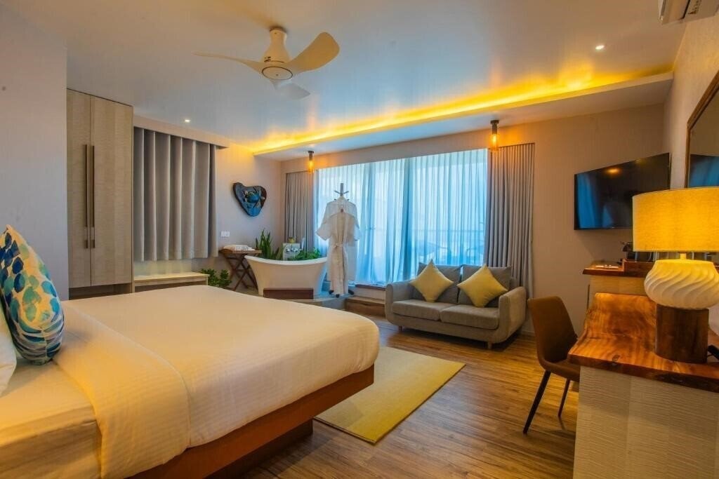 Отель Coconut Tree Hulhuvilla Beach 4*